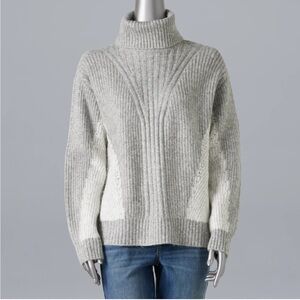 NWT: Simply Vera Wang Colorblock Turtleneck Sweater